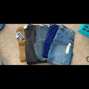 Lot of boys pants/1pr of shorts NWT Old Navy